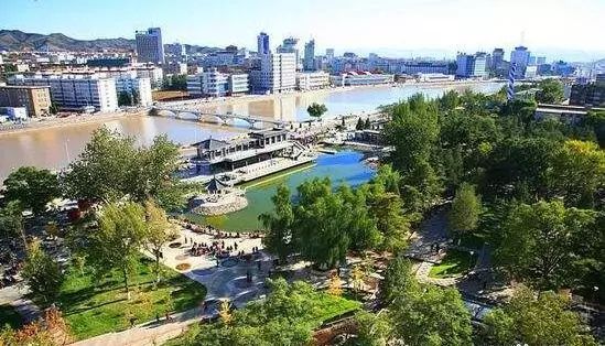 张家口，领导与朋友共聚盛会